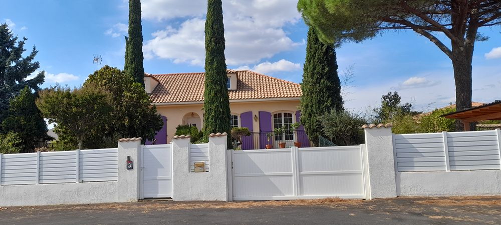 Vente Villa belle villa 6 pièces cuisine sur terrain 980 m2 avec piscine Thézan-lès-béziers