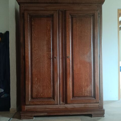 Armoire, don 0 Bonn�table (72)