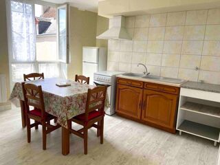  Maison  vendre 9 pices 135 m