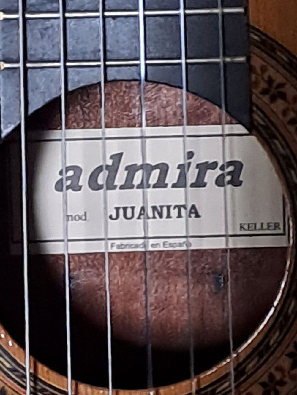 Guitare classique Admira Juanita 4/4 - Fabriqu&eacute;e en Espagne Instruments de musique