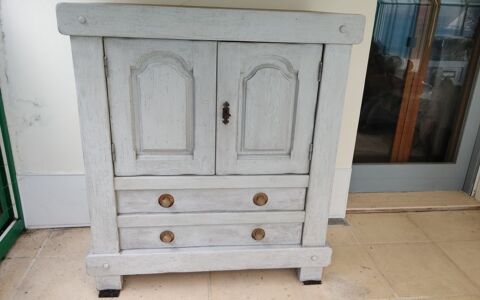 Meuble ch�ne massif 2000 V�theuil (95)