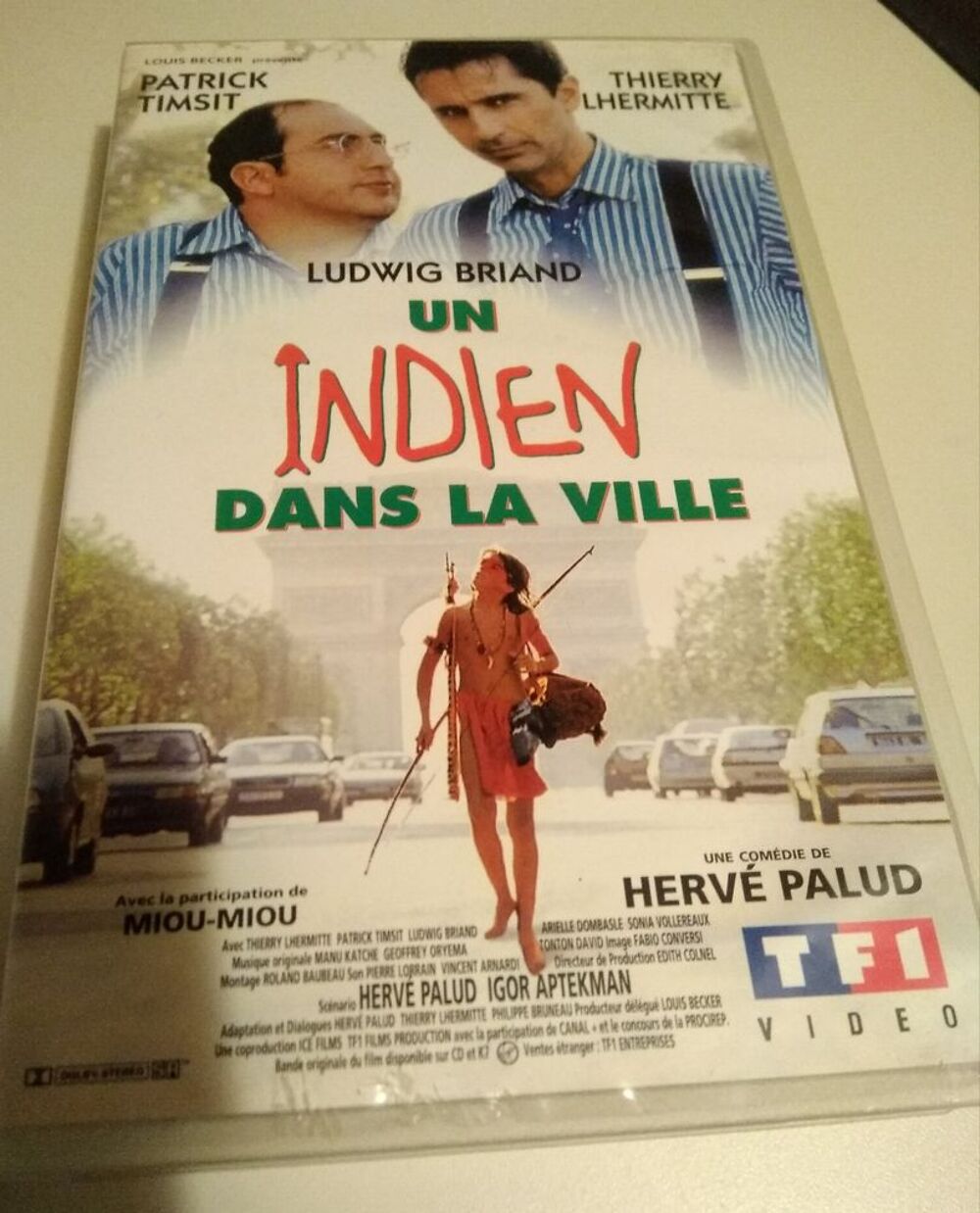 Cassettes vid&eacute;os s&eacute;par&eacute;ment ou en lots DVD et blu-ray