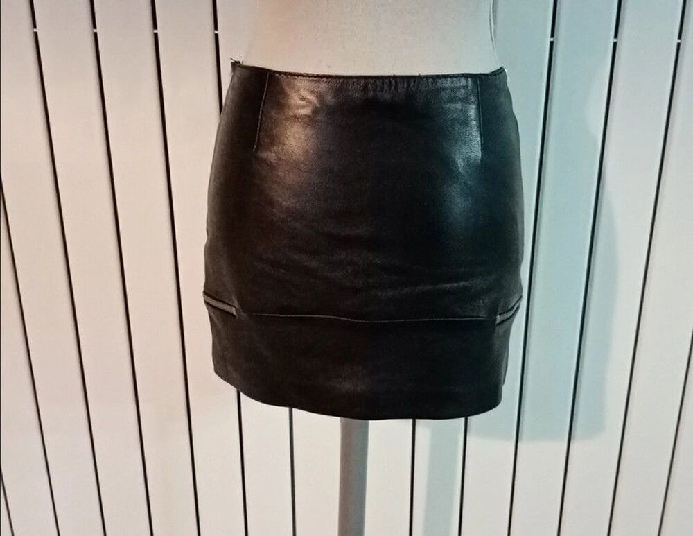 JUPE ZARA CUIR Vêtements