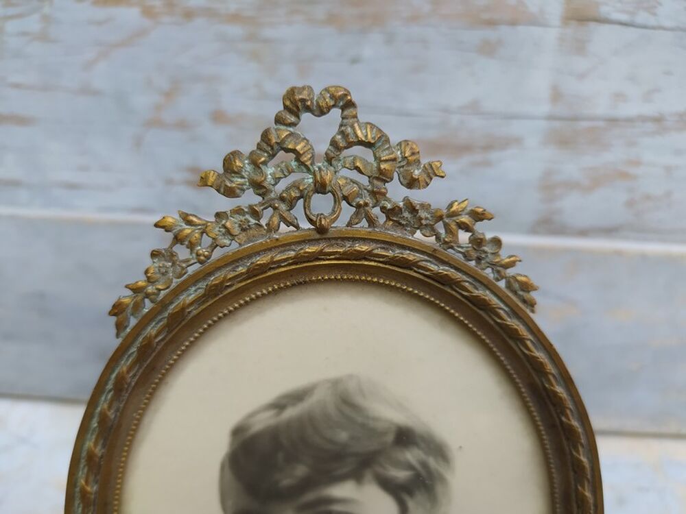 Portrait Jeune Femme Cadre Photo Laiton Style Louis XVI XIXe Décoration