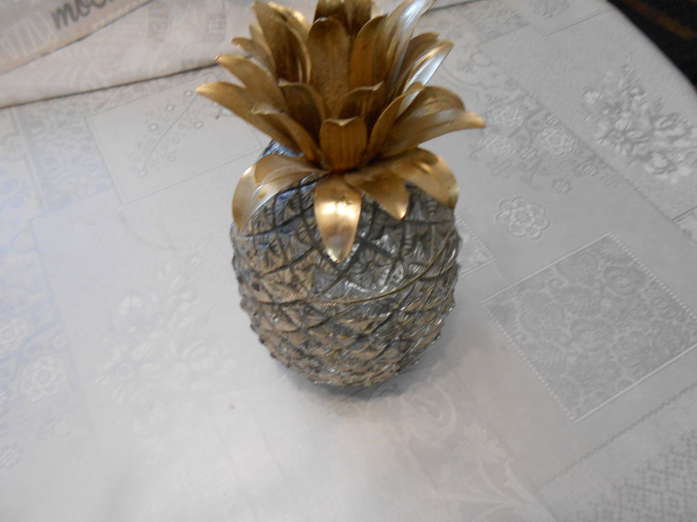 pot a glacons a nananas vintage Décoration