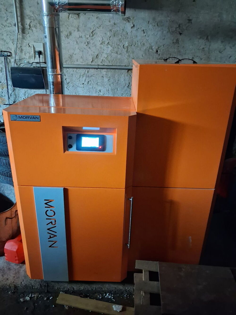   chaudière à granule MORVAN GM easy 18 Kw -ballon tampon 500L 