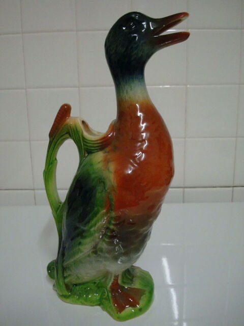 Pichet,pot a eau,objet ancien,saint cl�ment. 20 Is-sur-Tille (21)
