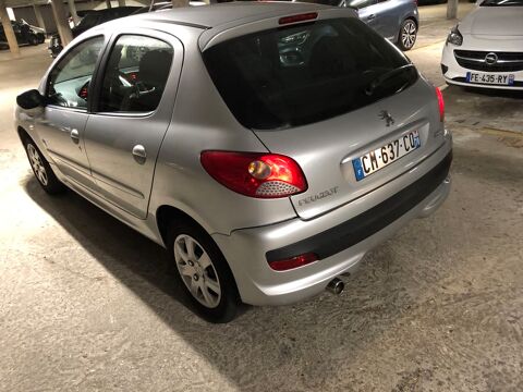 Peugeot 206 + 1.4e 75ch Génération