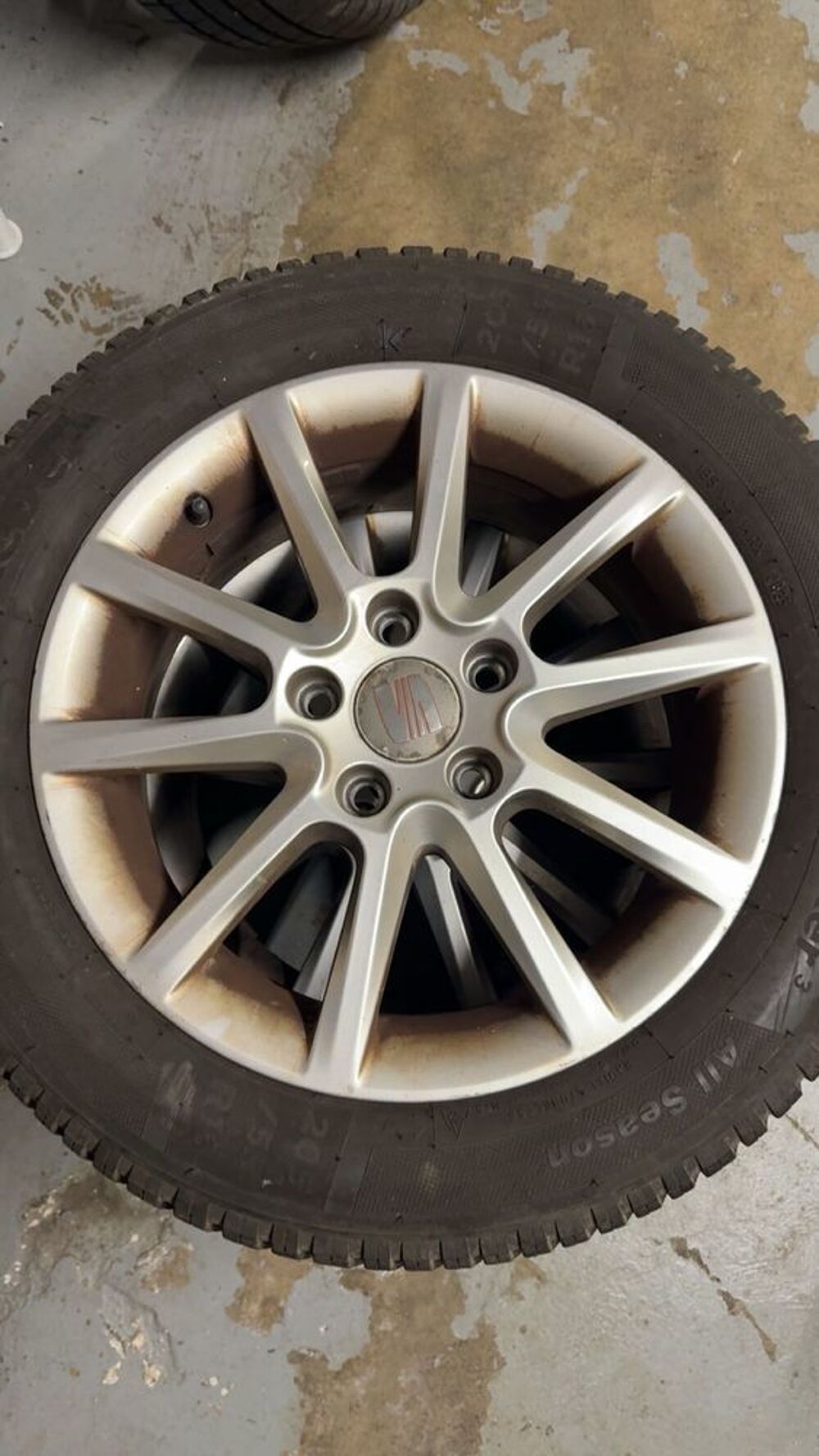 Pneu voiture - roue  occasion 77000 Melun