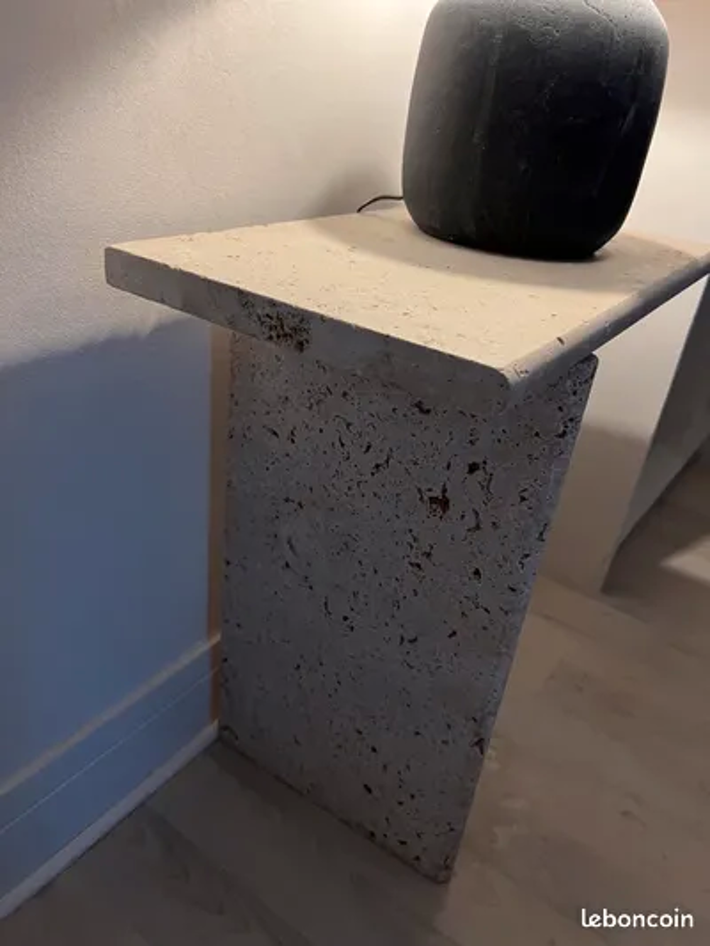 Table en travertin Meubles
