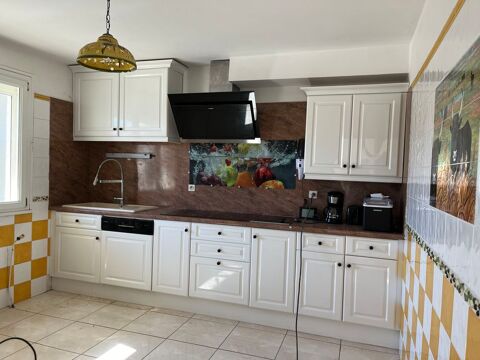 Cuisine �quip�e en bon �tat avec �lectrom�nager 1450 Palavas-les-Flots (34)