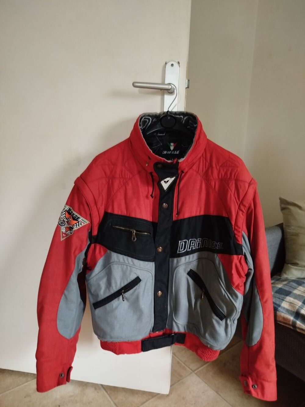 Blouson moto. Vêtements