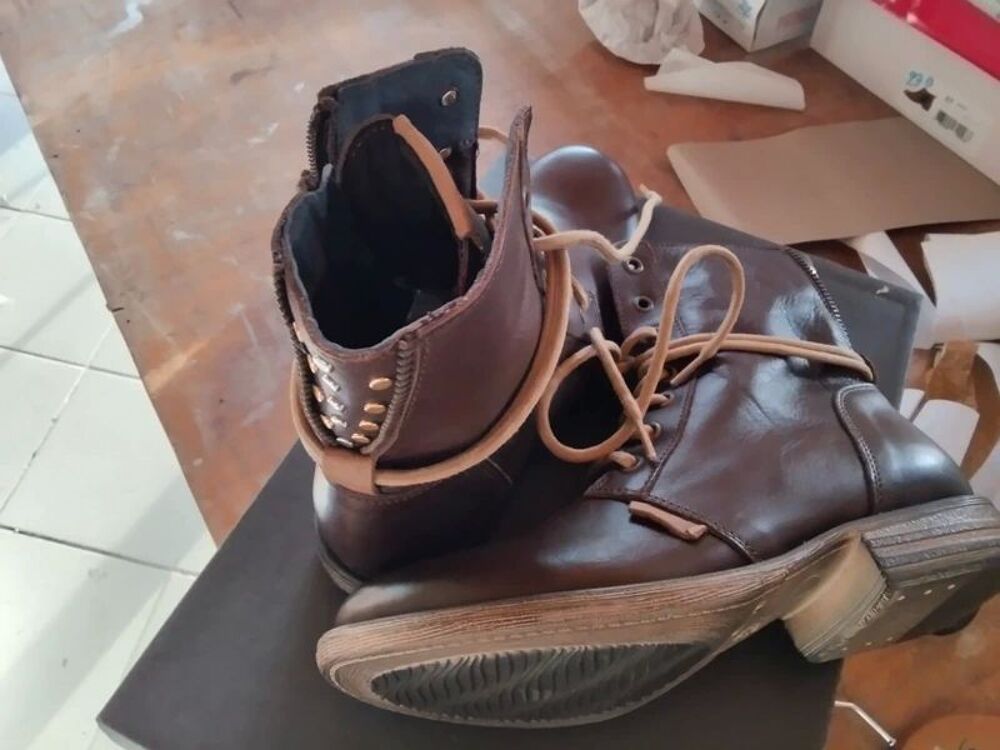 BASKET NEUVE FEMME FANTAISIE TAILLE 38 Chaussures