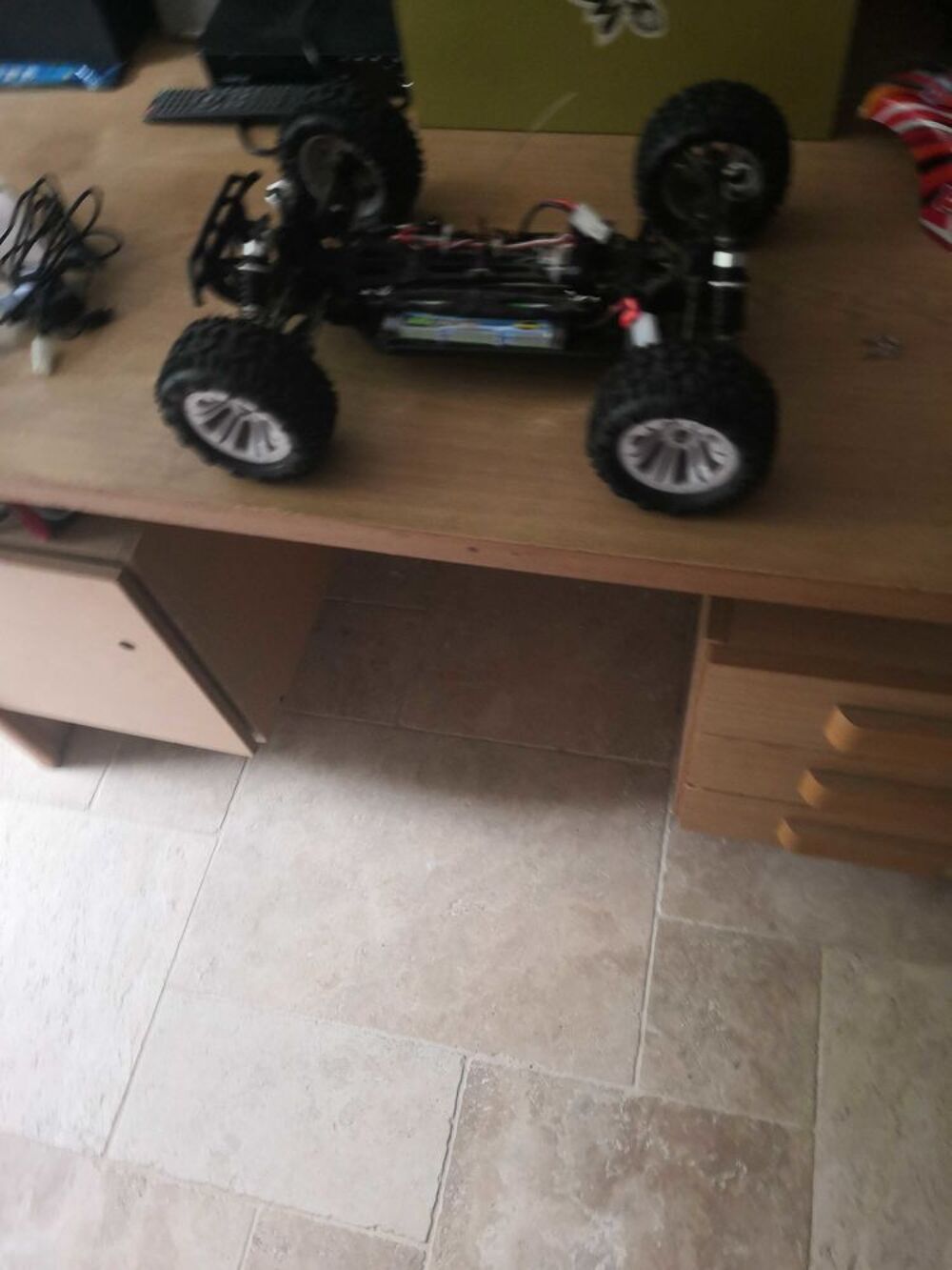 voiture rc &eacute;lectrique Sports