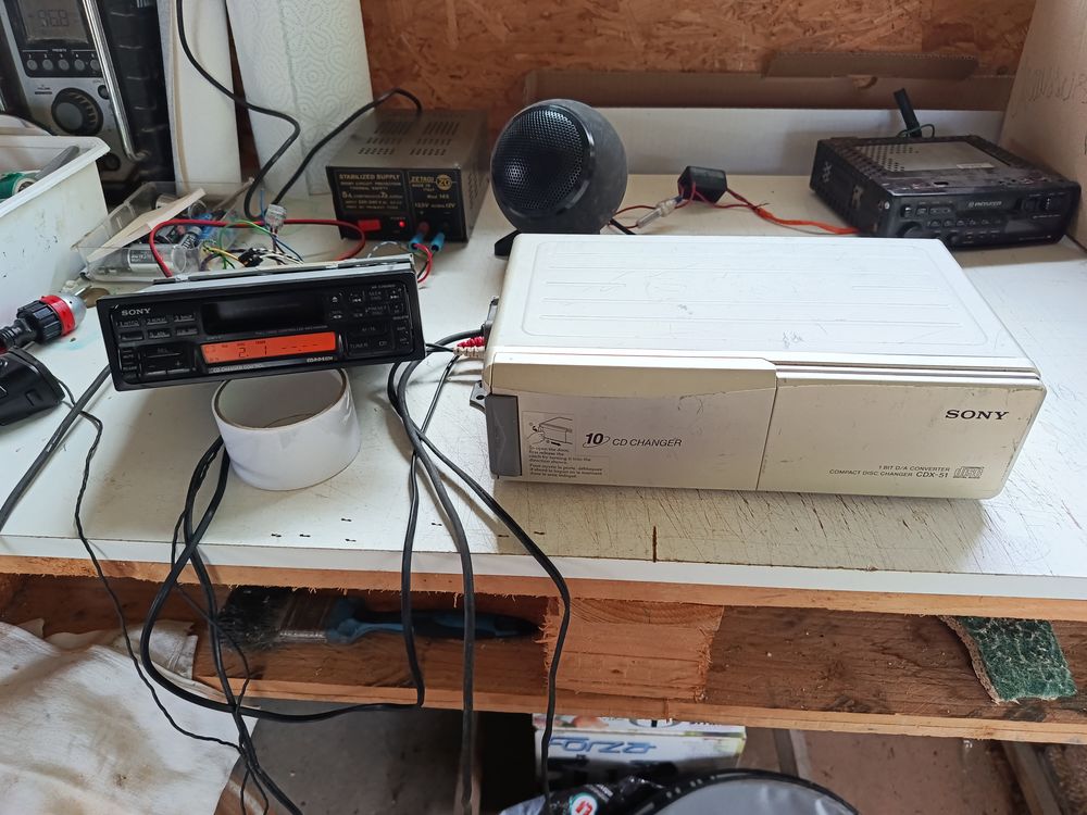 Autoradio Sony XR-C290RDS + CDX-51 Audio et hifi
