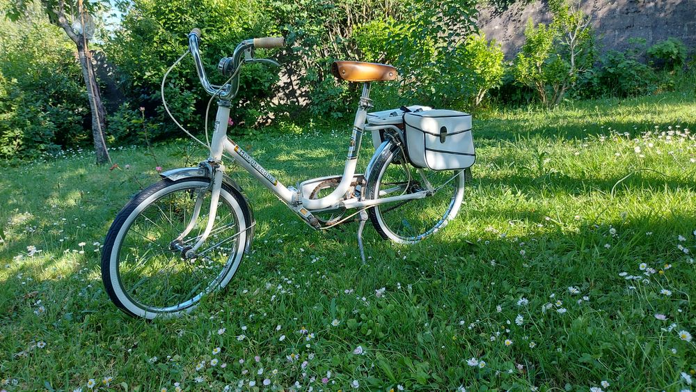 v&eacute;lo pliable Motob&eacute;cane Vlos