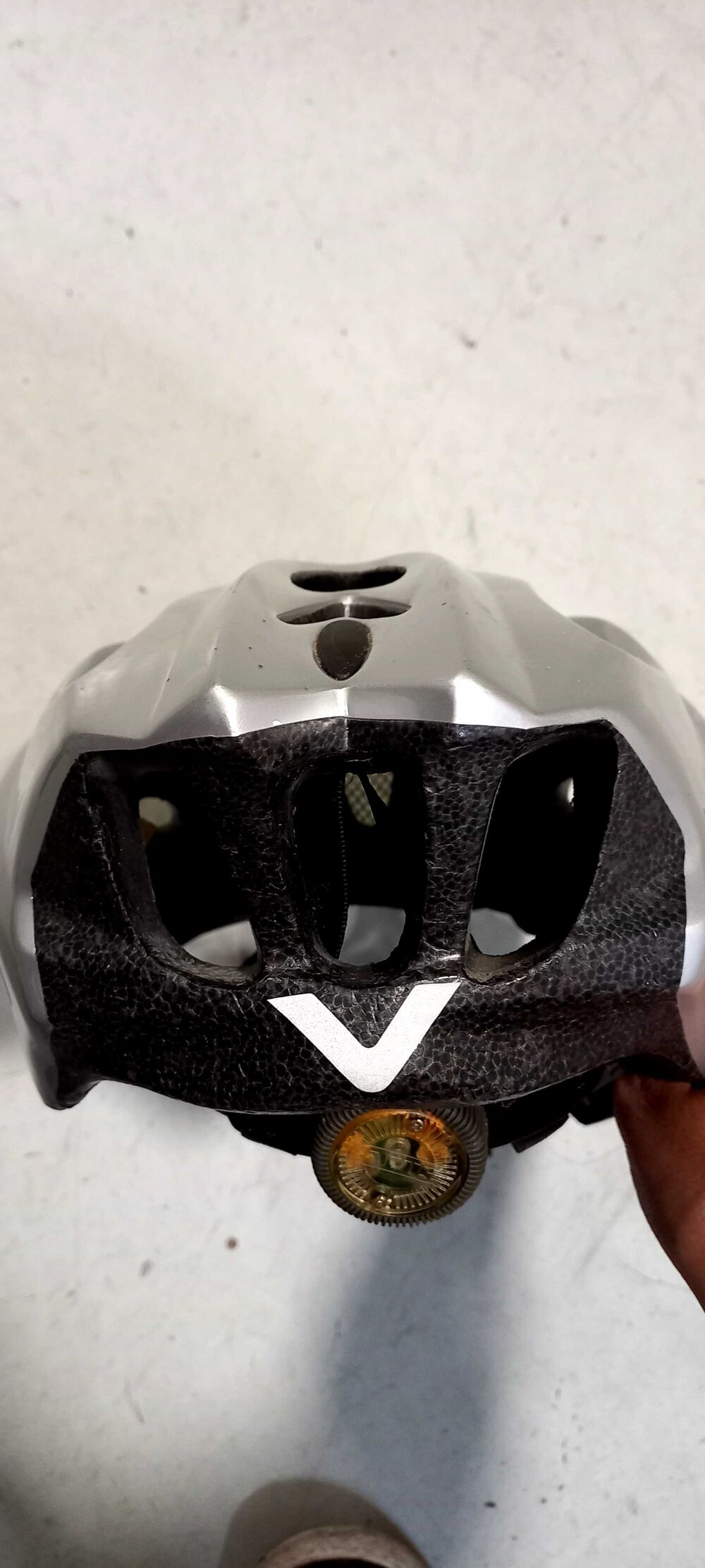 vendre plusieurs casque &agrave; v&eacute;lo pour enfant. 4  l'unit&eacute;. tr&egrave;s bonne &eacute;tat Sports