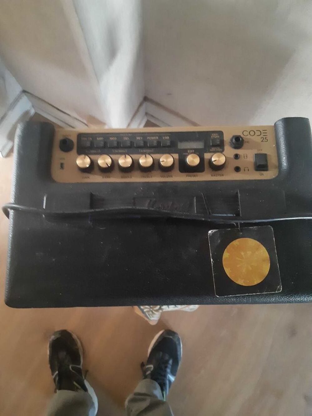 bonjour, mon ampli guitare marshall excellent &eacute;tat neuf jamais servi . Audio et hifi