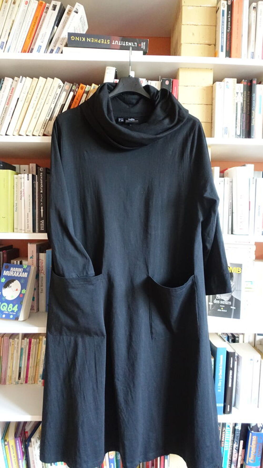 Robe noire longueur coton T. 44/46 Vêtements