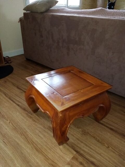 table basse en bois de teck pieds forme trompe lphant.
50 Ses (61)