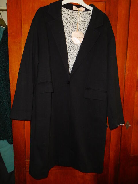 beau manteau avec motif sequins au dos 45 Vitry-sur-Seine (94)