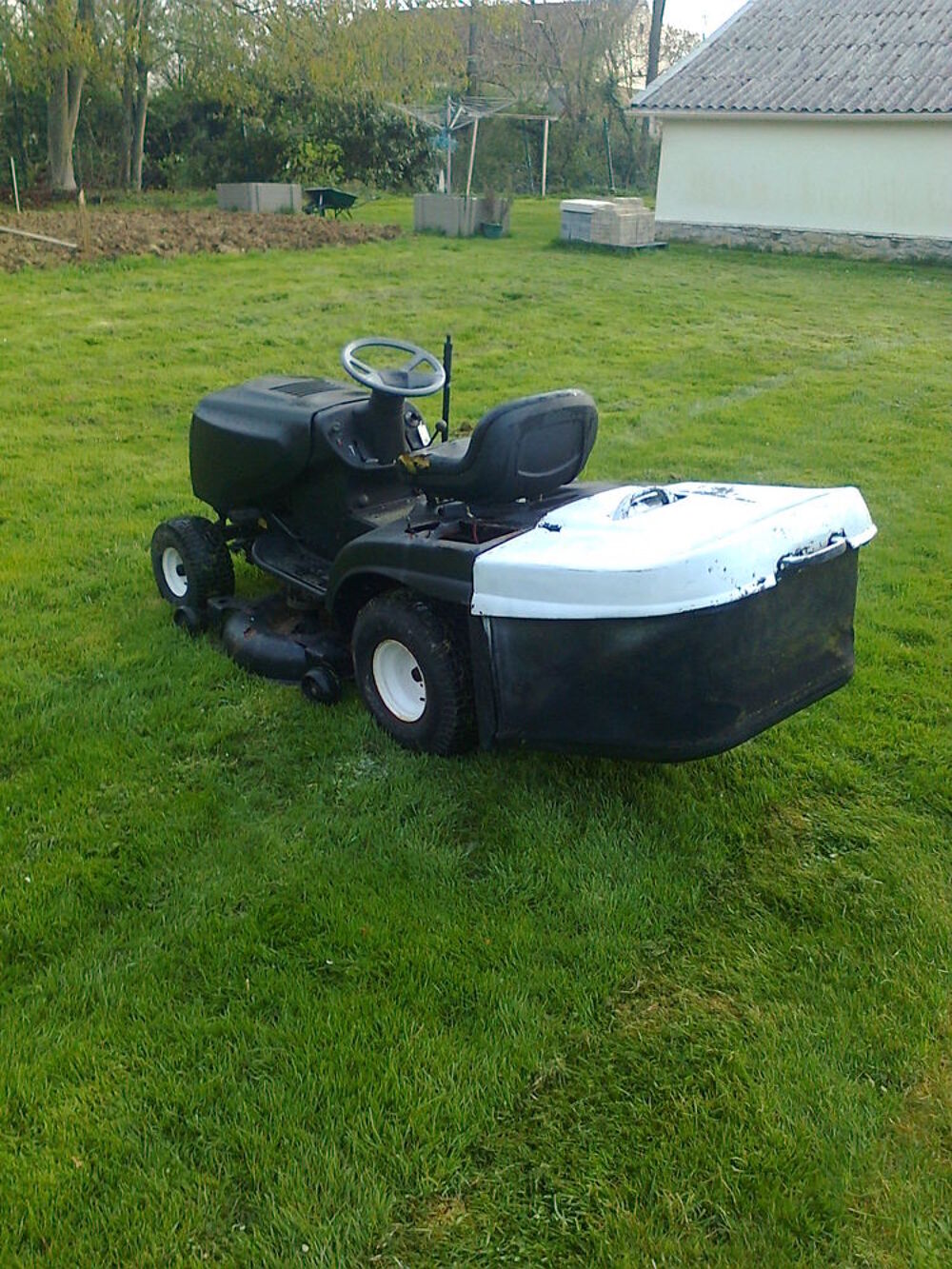 tracteur tondeuse thermique Jardin