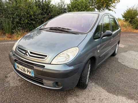 Citro&euml;n Picasso Xsara 1.6i 2005 occasion Pipriac 35550