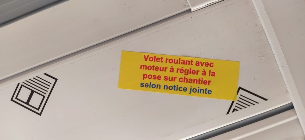 Volet Roulant Electrique NEUF Bricolage