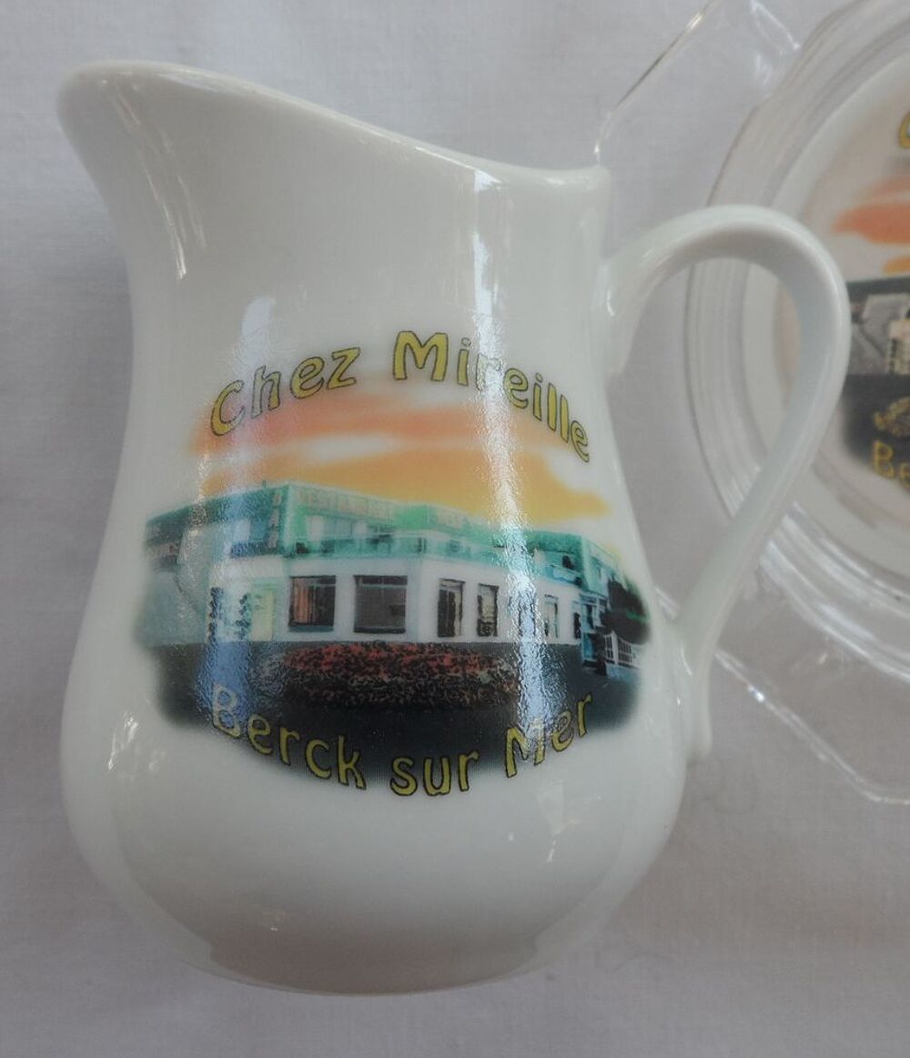 Cendrier verre et pot &agrave; cr&egrave;me c&eacute;ramique chez Mireille Berck 