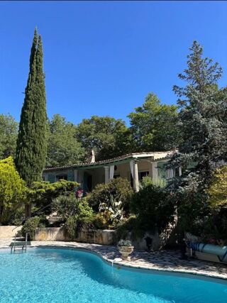  Villa à vendre 7 pièces 184 m²