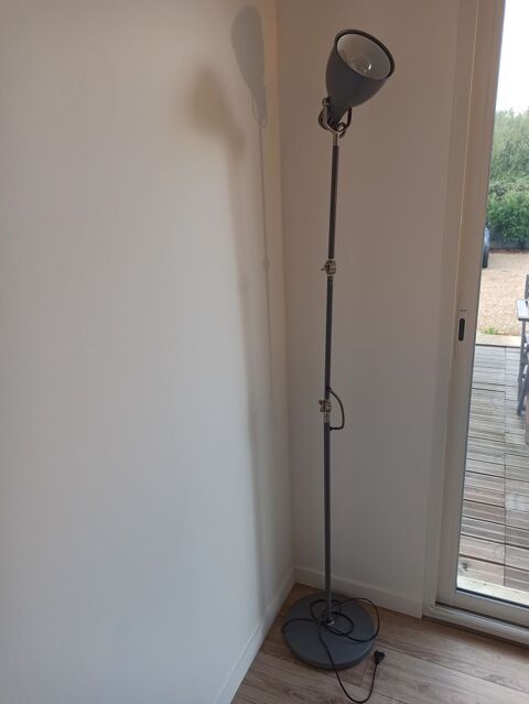 Lampadaire - lampe sur pied led 10 Saint-Avertin (37)