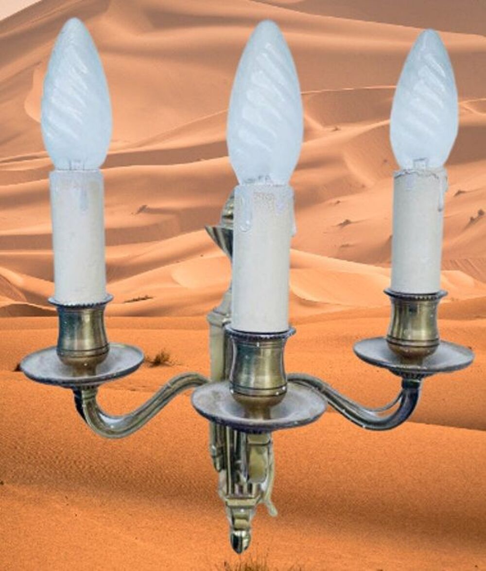 Applique murale ancienne dor&eacute;e, en bronze, style ancien, en D�coration