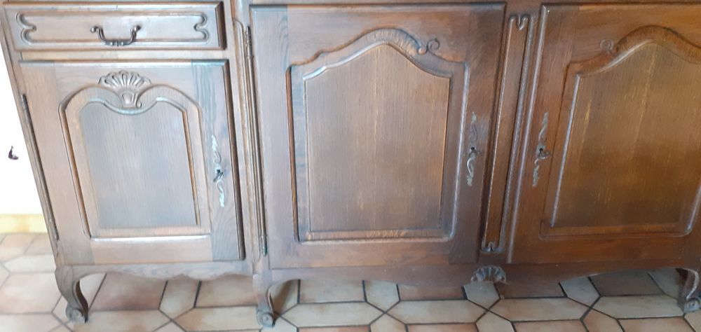 Buffet bas ch&ecirc;ne massif marque Riskoff Meubles