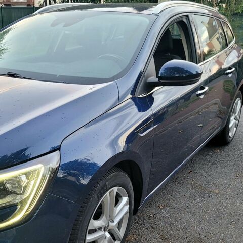 Renault megane iv M&eacute;gane IV Berline Blue dCi 115 - 