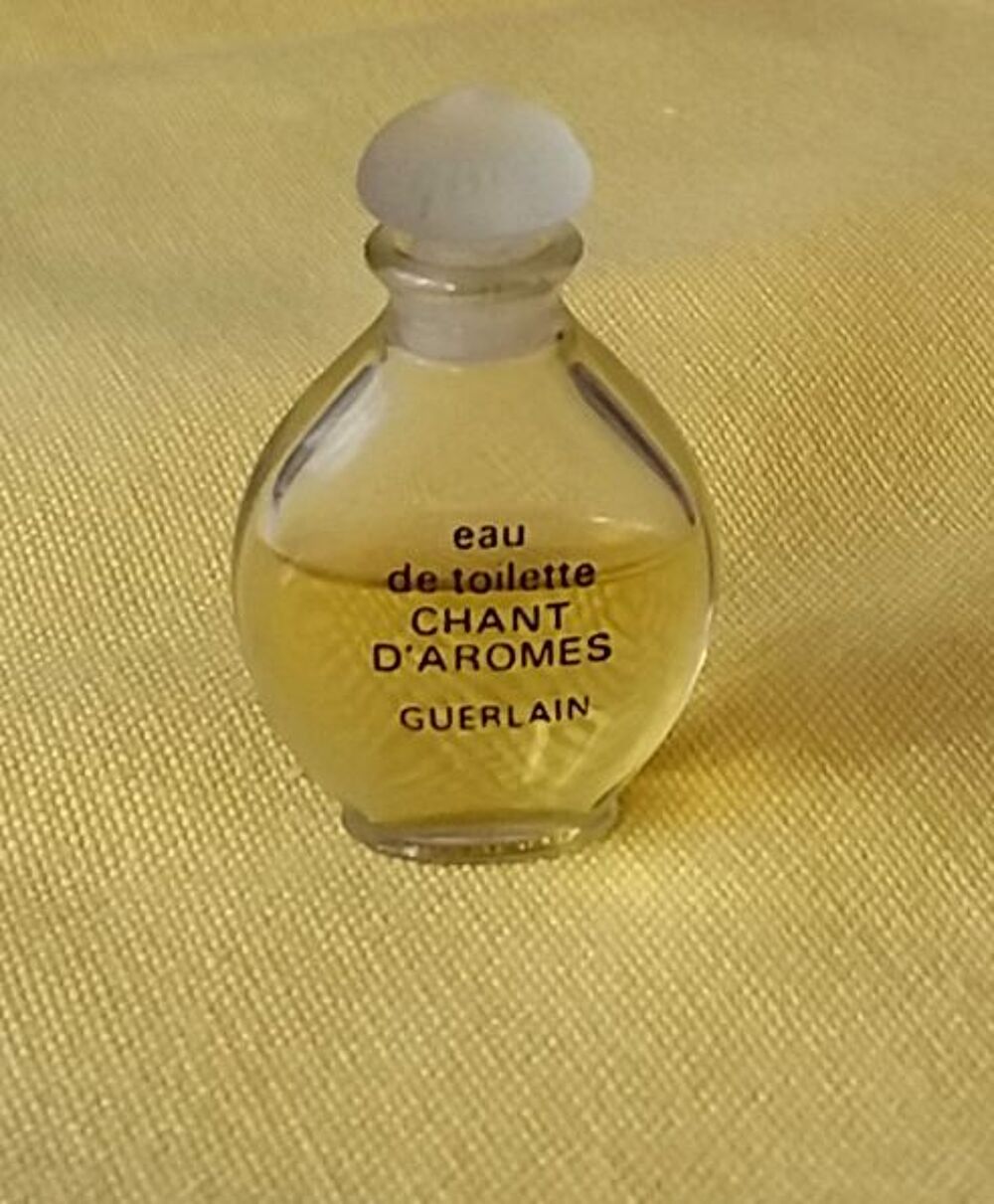 Miniatures de parfum de 9 &agrave; 20  