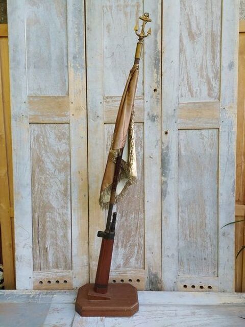 Drapeau Militaire �tendard 511e RT 11e Escadron Coloniale 0 Loches (37)