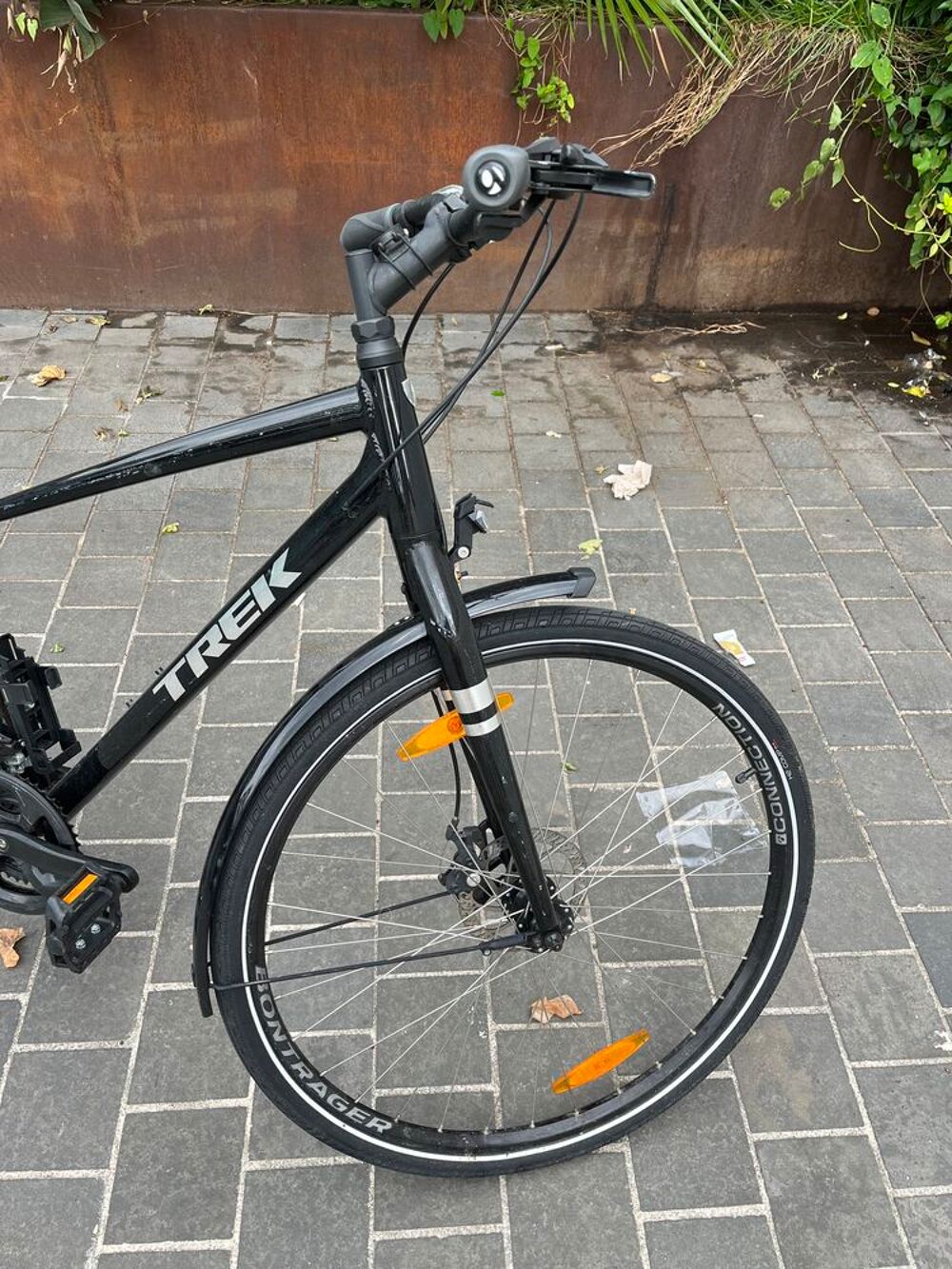 V&eacute;lo de Ville Trek Verve 1 Equipped 2023 BLACK Vélos