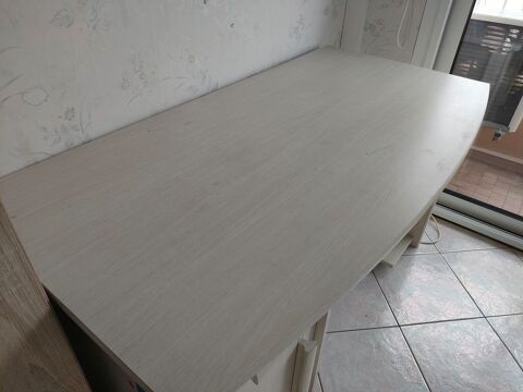 Bureau 28 Saint-Laurent-du-Var (06)