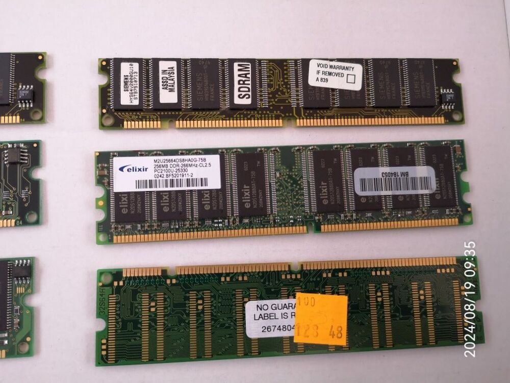 Diverses Barrettes de m&eacute;moire pour PC Matériel informatique