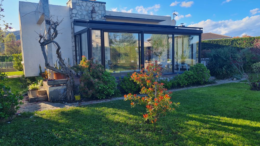 Vente Villa Villa contemporaine toit terrasse de plain-pied La roche-de-glun