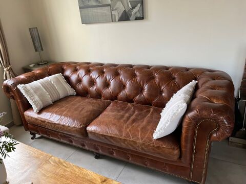 Canap Chesterfield 3 places 1300 Omerville (95)
