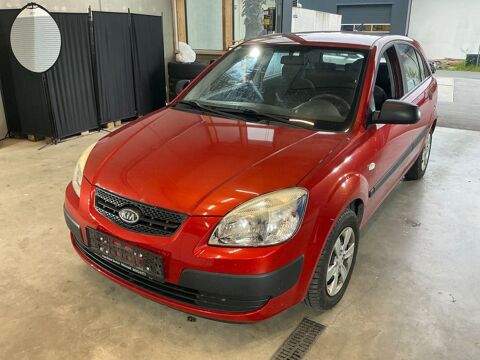 Annonce voiture Kia Rio 3900 €