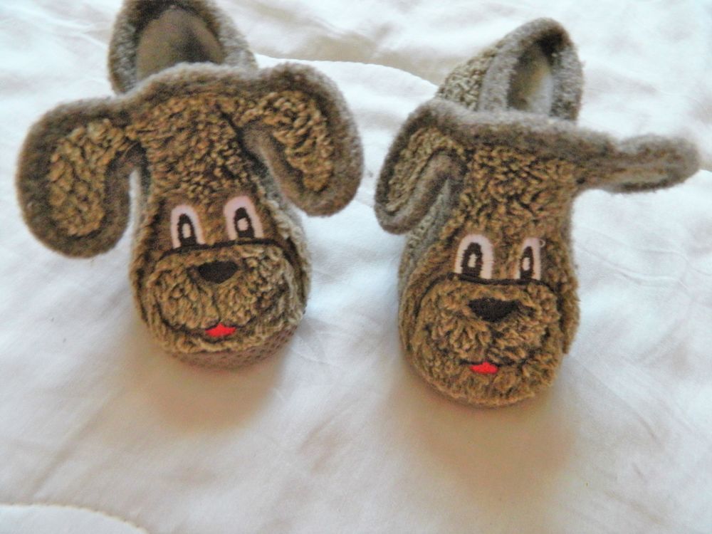 CHAUSSON IN EXTENSO P 18 (chien) Chaussures enfants