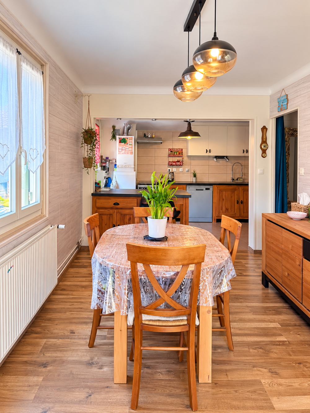 Vente Appartement T3 59 m² dernier étage, garage, parking, combles aménagés Cluses