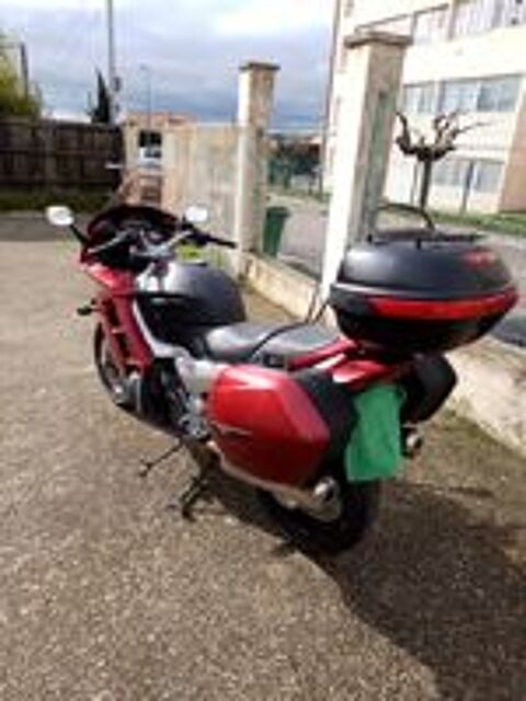 YAMAHA 2002 occasion 34500 B&eacute;ziers
