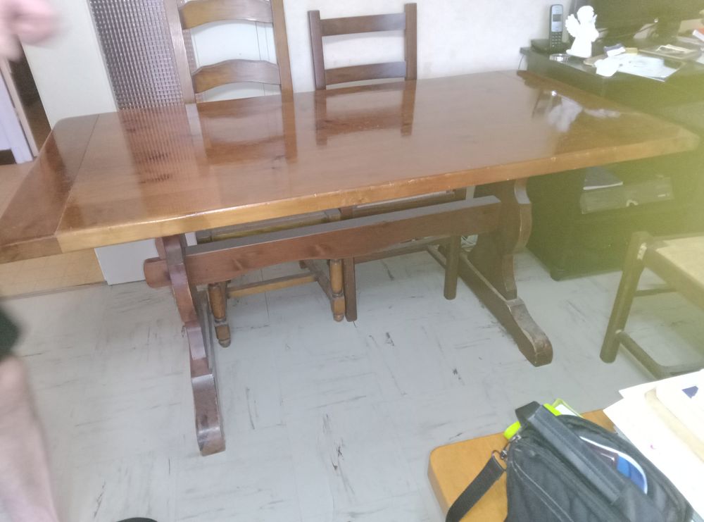 Table fa&ccedil;on monast&egrave;re Cuisine