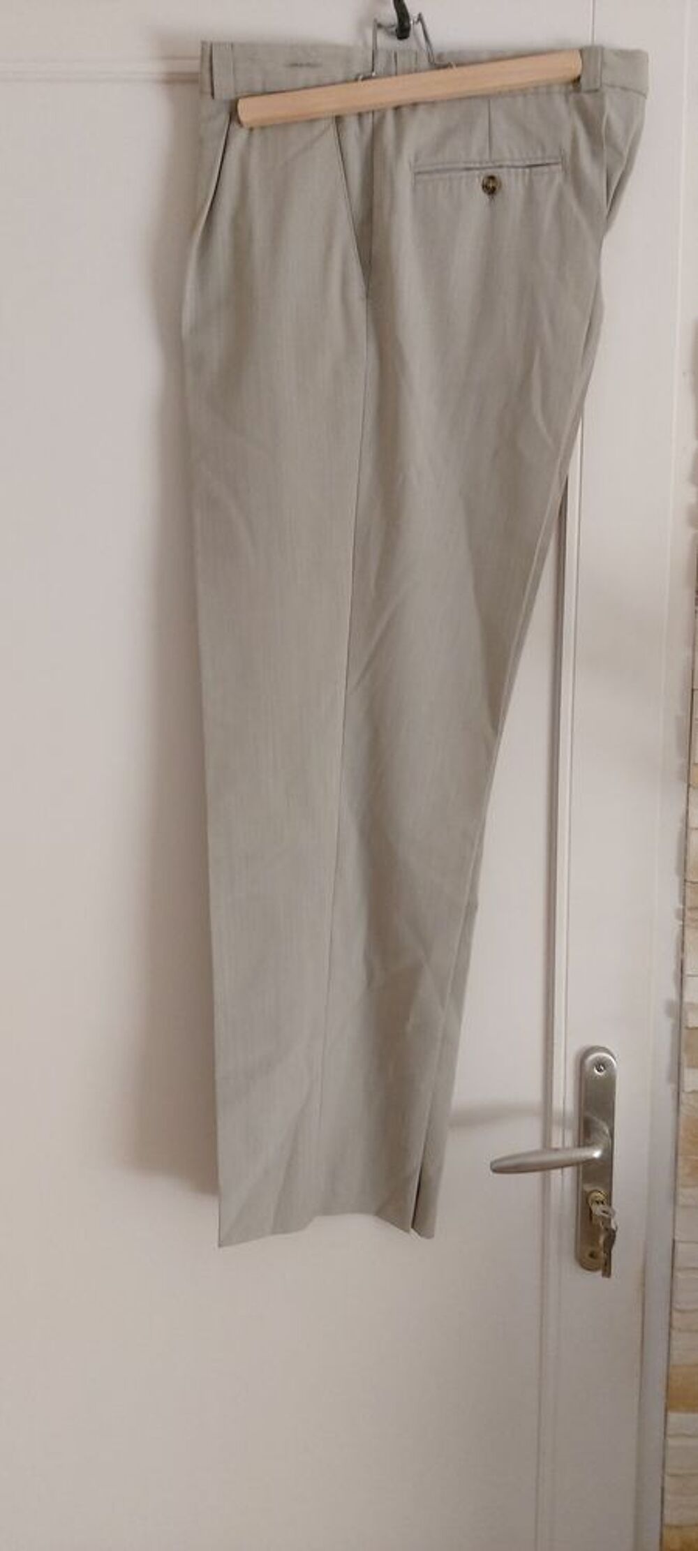 costume ST ILAIRE &eacute;t&eacute; beige taille 54
Vêtements