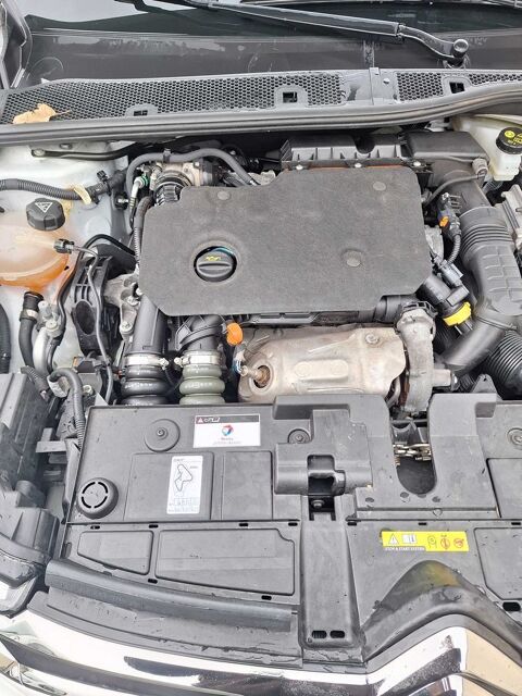 Citro&euml;n C4 BlueHDi 130 S&S EAT8 Feel Pack 2021 occasion Saint-Martin-des-Noyers 85140