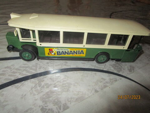 autobus RENAULT collection marque  SOLIDO  TN6C au 1/50�me 20 Chanteloup-en-Brie (77)