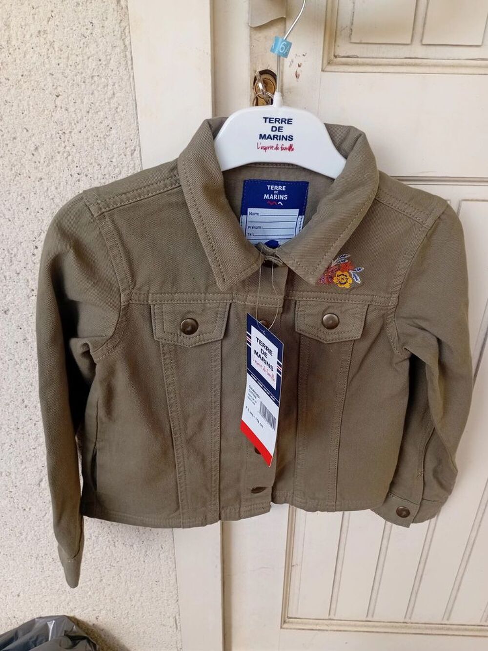 Veste jean neuve Puériculture